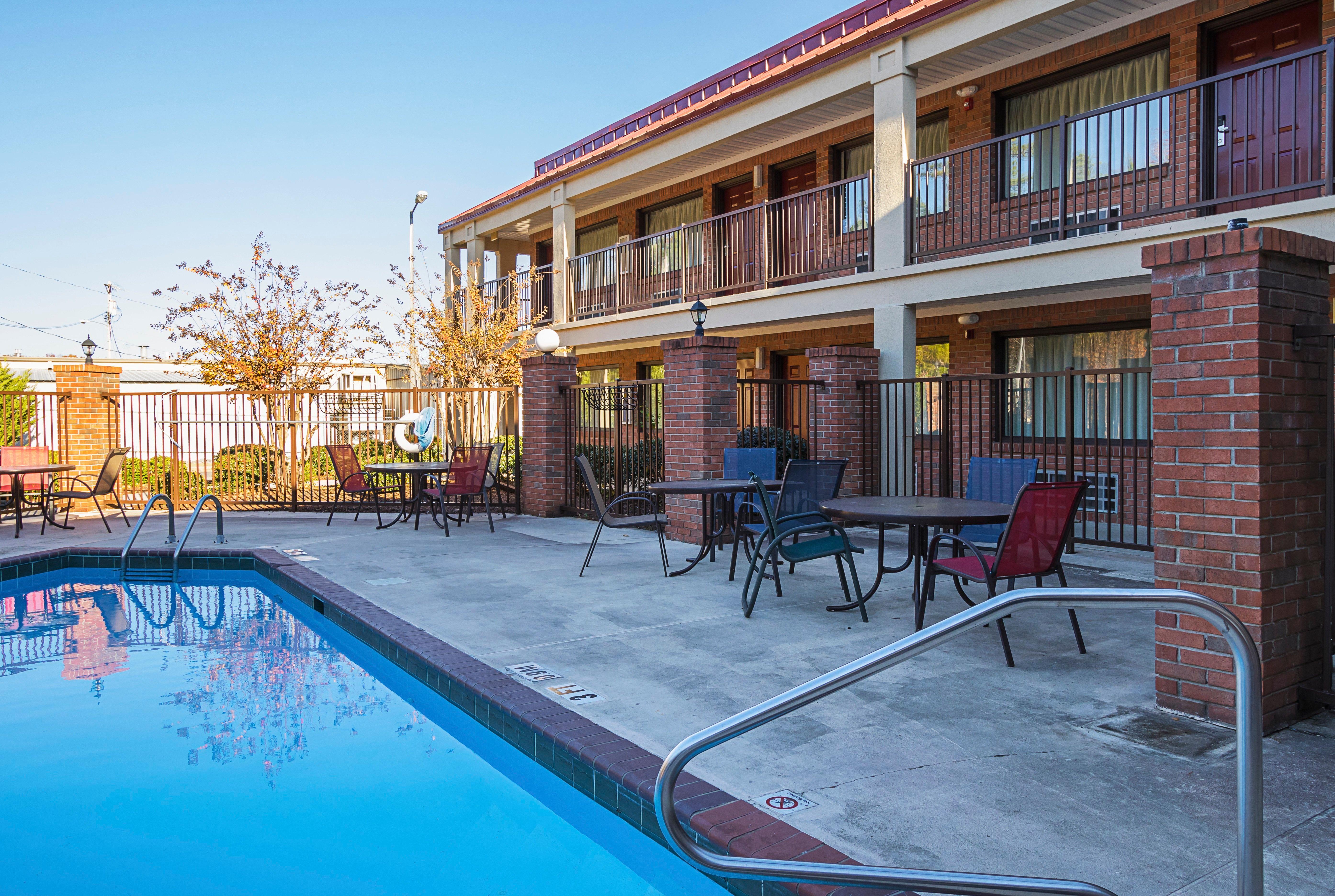 Red Roof Inn & Suites Scottsboro Exterior foto